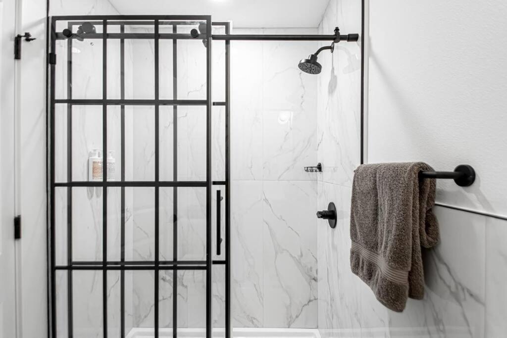 Steps To Bathhouses, Historic Studio, King Bed, Room # 101 Хот-Спрингс Экстерьер фото